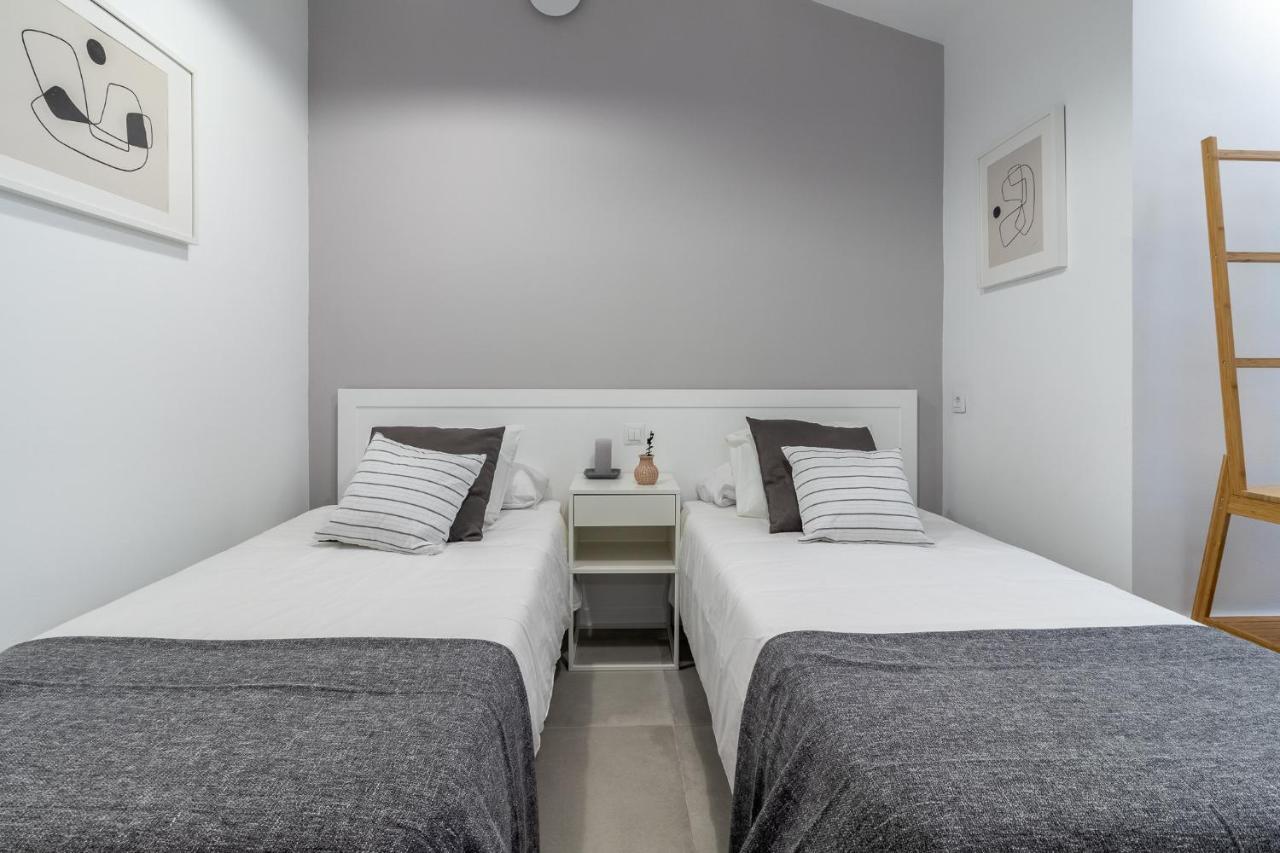 Вилла Flatguest Orinoco + Pool + Terrace + Garden Моган Экстерьер фото